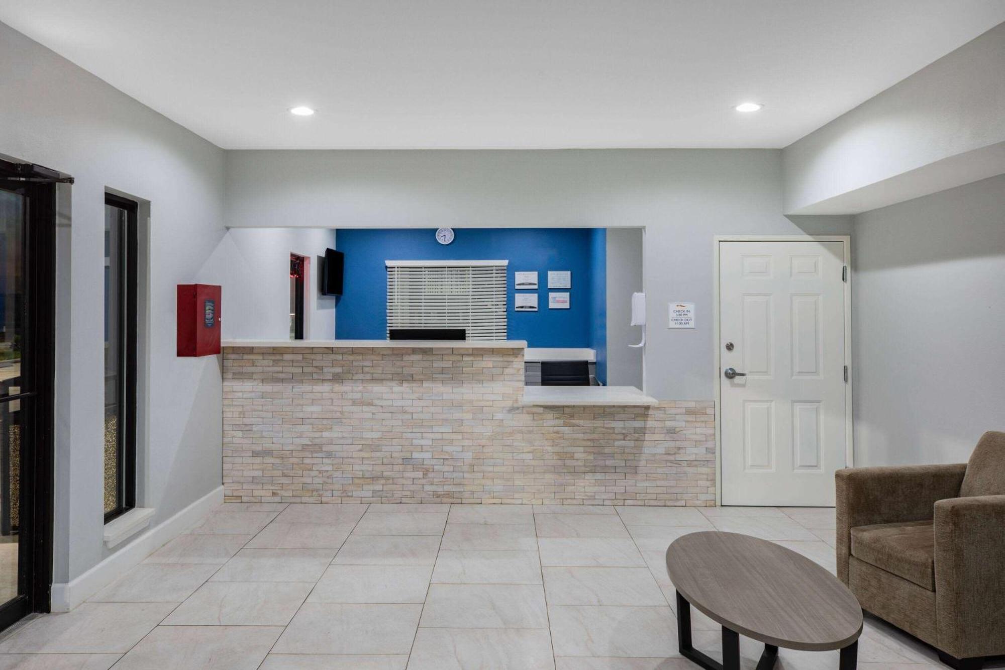 Baymont By Wyndham Freeport Texas Hotel ภายนอก รูปภาพ